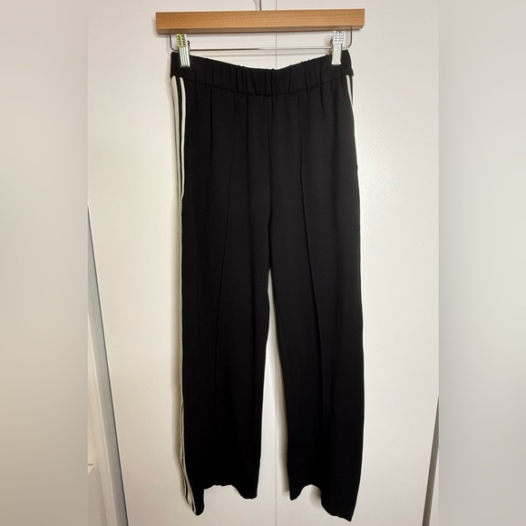 Celine Pants - Celine - Black Pull on pants with Pleat and Stripes - Small 100% cotton